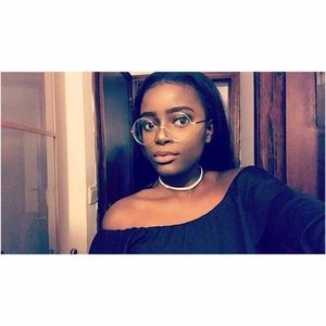 Meet your Posher, Karla